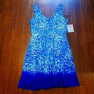 Athleta Reef Print Dress. Tank with V Neck
